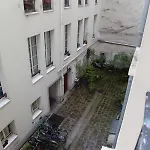 Magnificent Apartment 2 Steps From The Stations